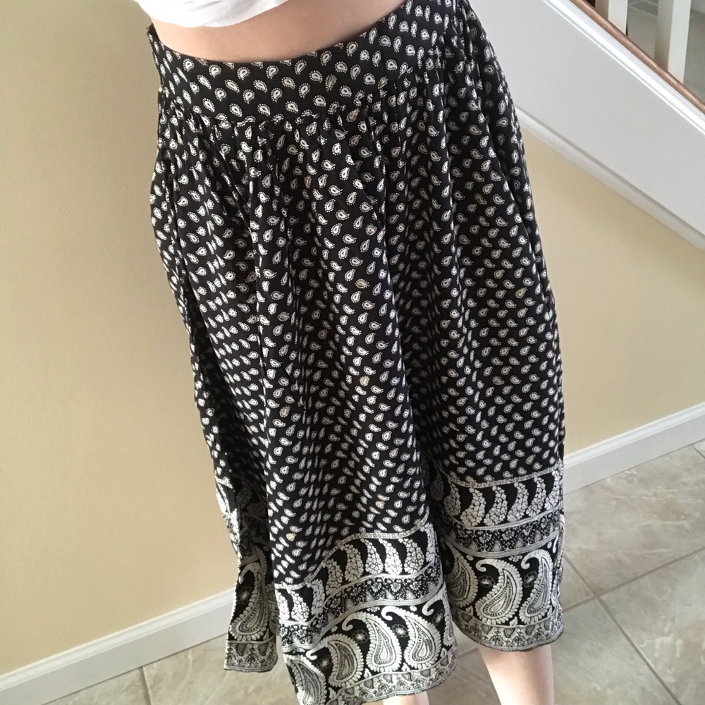 NWOT AEO Boho Flowy Skirt